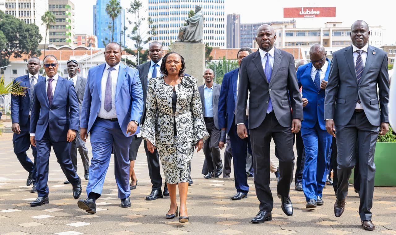 First Lady Mrs Rachel Ruto flanked by PBORA Chairman Hon. Mwambu Mabonga (left) and Interior CS Hon. Kipchumba Murkomen (right) arrive at the KICC for the launch of the PBO Week 2026